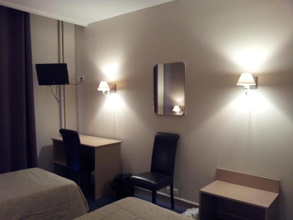 Hotel Azur Лион Стая снимка